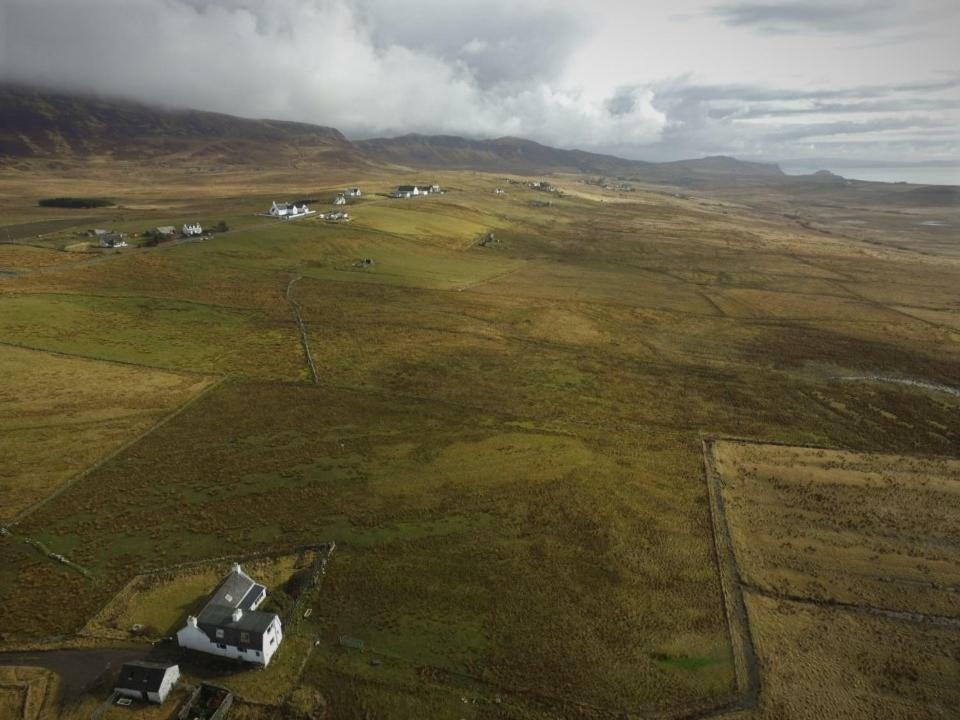La Maison De Campagne Kilmuir  Eksteriør bilde